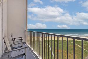 Photo #4 of Aquarius Penthouse #2, Dahktari condo in South Padre Island, TX