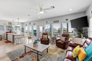 Photo #5 of 4BR w Hot Tub Gameroom OceanView by Bolivar Vacations in Bolivar Peninsula, TX