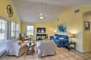 Photo #5 of Walk to Galveston Beach Pet-Friendly Home in Galveston, TX