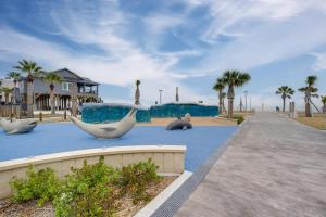Photo #6 of Steps to Beach Corpus Christi Condo with Balcony in Corpus Christi, TX