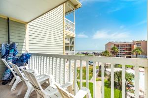 Photo #6 of Victorian Condo Relax Refresh and Renew in Galveston, TX