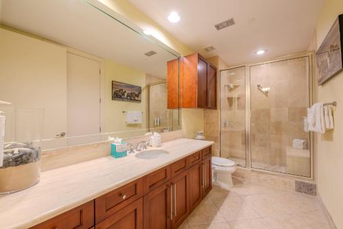 Photo #3 of 1801 Sapphire Beachfront 3 Bedroom Condo in South Padre Island, TX