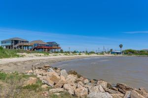 Photo #6 of Port Bolivar Beach House with Oceanfront Views! in Bolivar Peninsula, TX