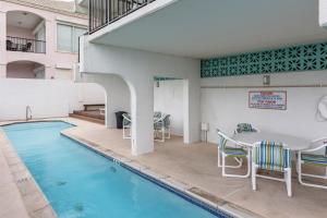 Photo #4 of Florence #707 in South Padre Island, TX