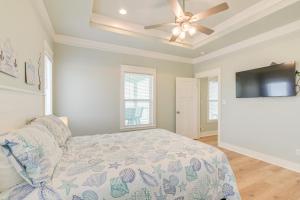 Photo #5 of Hot Tub and Bay Views Beachfront Gilchrist Retreat in Bolivar Peninsula, TX