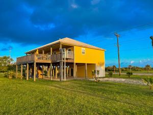 Photo #6 of Laidback, Spacious Luxury with Hot Tub, Fully Stocked and Private Beach Access in Bolivar Peninsula, TX