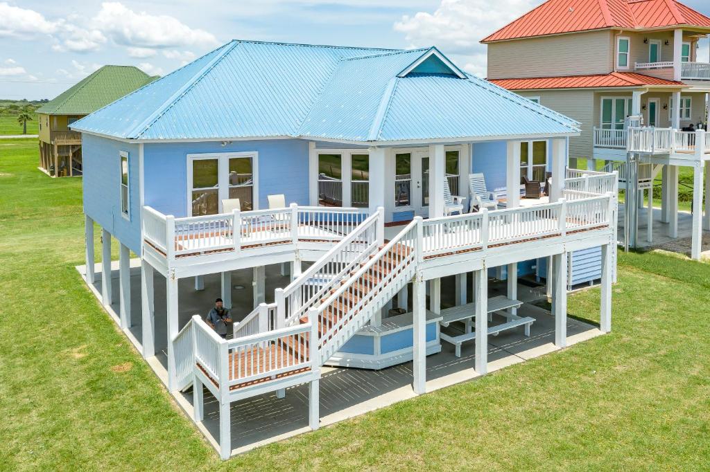 Photo #1 of Driftwood Deck in Bolivar Peninsula, TX