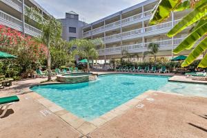 Photo #4 of Oceanfront Views and 2 Pools Galveston Condo! in Galveston, TX