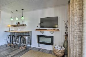 Photo #6 of Oceanfront Views and 2 Pools Galveston Condo! in Galveston, TX