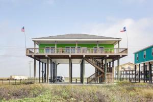 Photo #6 of Gilchrist EZ Street Beach House with Gulf Access! in Bolivar Peninsula, TX