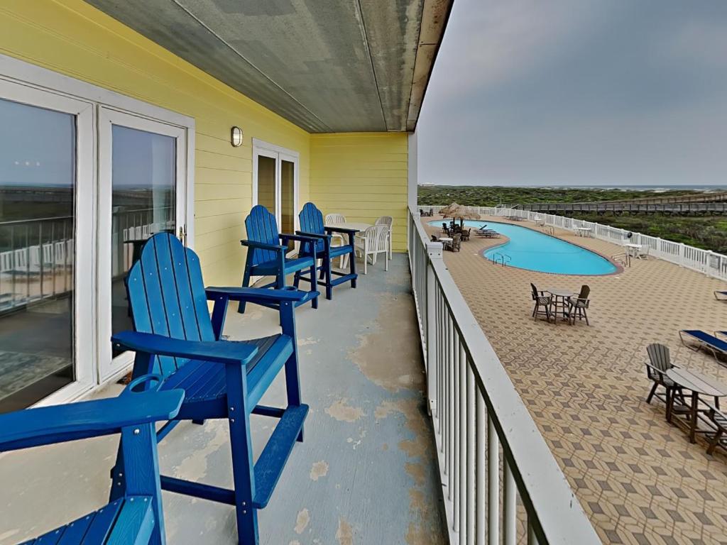Photo #1 of Shore Thang in Port Aransas, TX