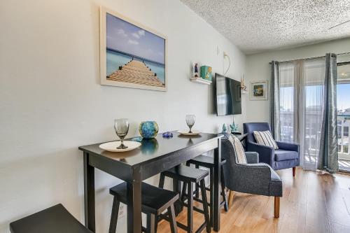 Photo #2 of Casa del Mar 274-Saltwater Paradise in Galveston, TX