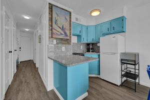 Photo #5 of Bleu Oasis in Galveston, TX