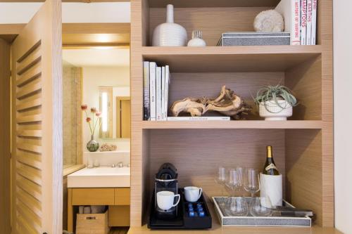 Photo #3 of Malibu Beach Inn in Malibu, CA