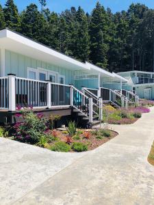 Photo #4 of Seafoam Lodge in Little River, CA
