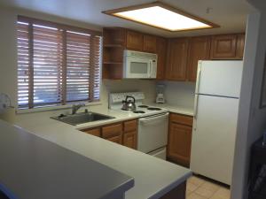 Photo #4 of Romantic Getaway to Seascape Villa in Aptos, CA