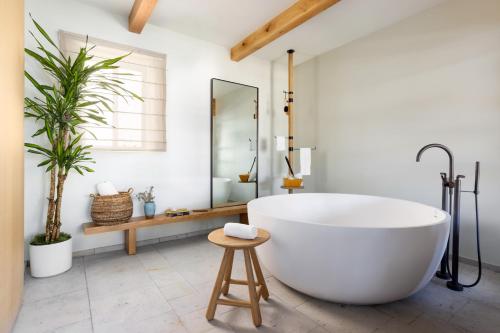 Photo #3 of Pacific Edge Hotel in Laguna Beach, CA