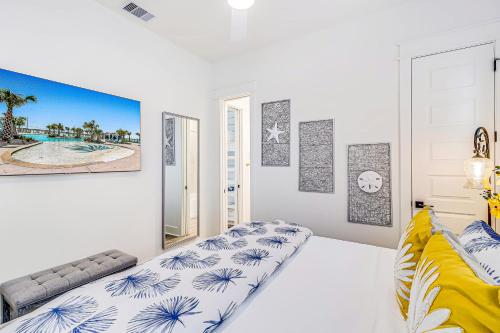 Photo #2 of Palmilla Beach Beauty in Port Aransas, TX