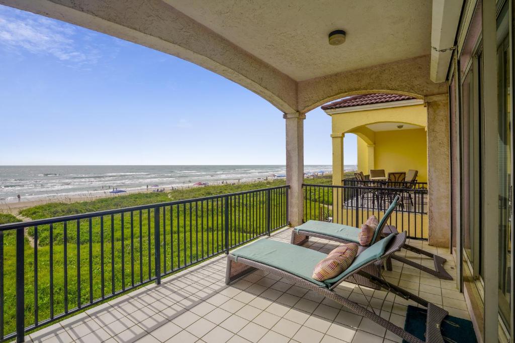Photo #1 of Incredible Views From Oceanfront 3 Bedroom Townhouse Townhouse in South Padre Island, TX