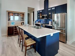 Photo #5 of Heron House in Rockport, TX