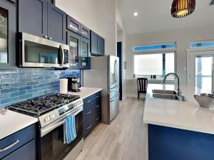 Photo #6 of Heron House in Rockport, TX