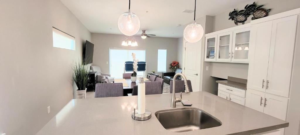 Photo of Bungalow Tarvana-#1 in Port Isabel, TX