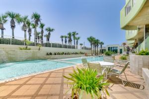 Photo #4 of Oceanfront Galveston Condo in Amazing Location! in Jamaica Beach, TX