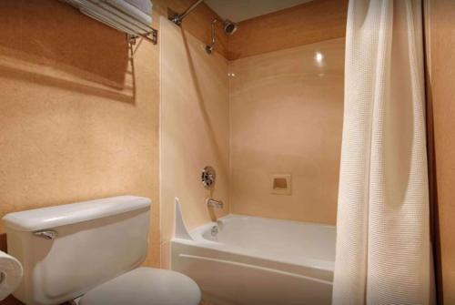 Photo #3 of Pacifica Lighthouse Hotel Trademark Collection by Wyndham in Pacifica, CA
