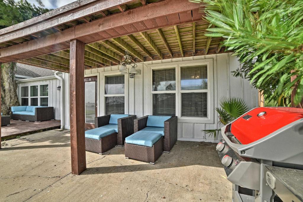 Photo of Rockport Bayfront Studio with Patio Casa Familia in Rockport, TX