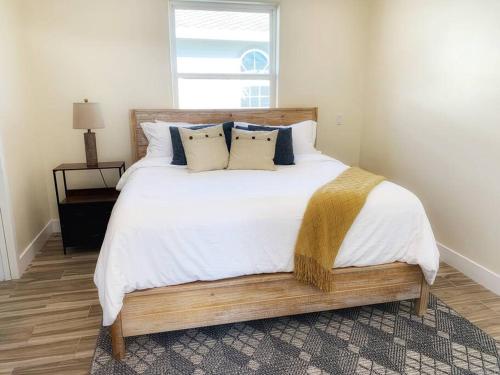 Photo #2 of Shelter Cove Brand New Beautiful Ocean View Home in Whitethorn, CA