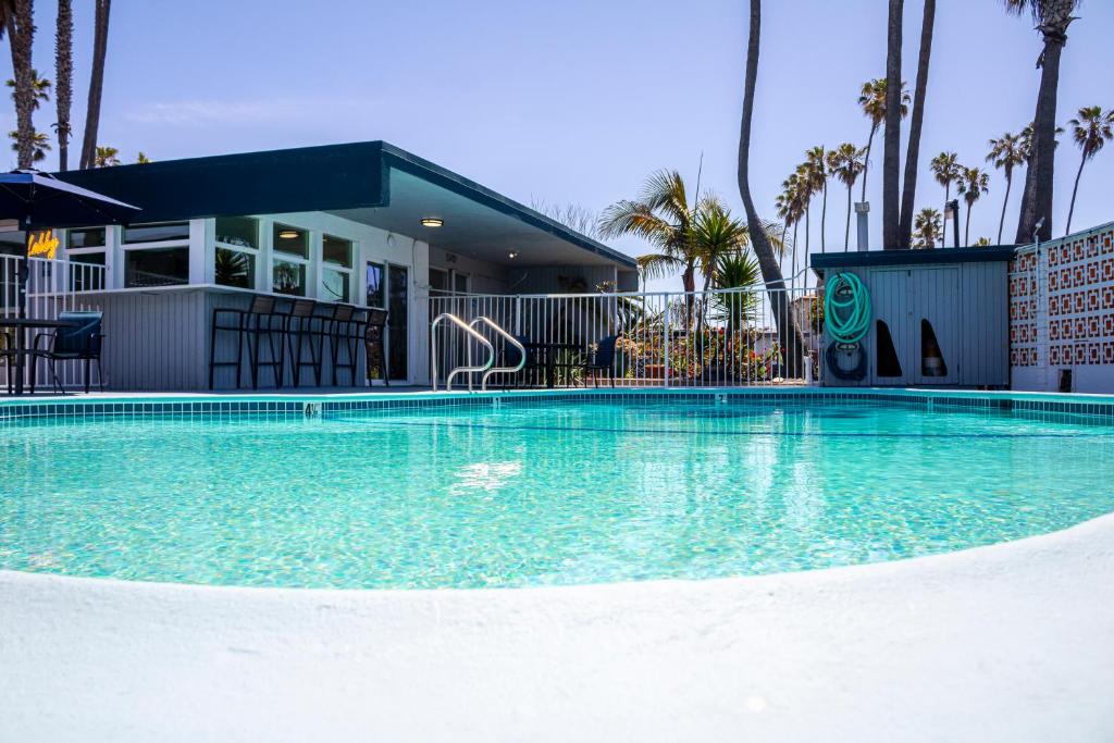 Photo #1 of Ocean Villa Inn in San Diego, CA