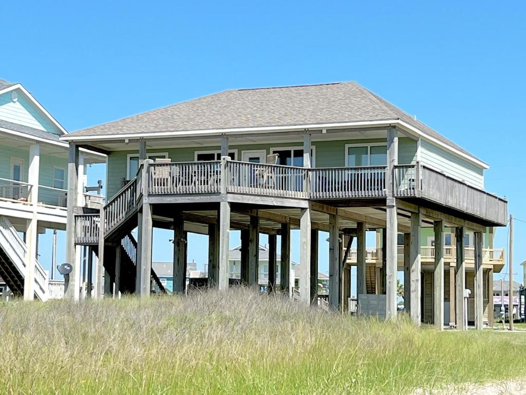 Photo #1 of Beaches Be Trippin' home in Bolivar Peninsula, TX