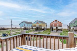 Photo #6 of FlipFlop 5BR Beach Escape Hot Tub Games and Fenced Yard in Bolivar Peninsula, TX