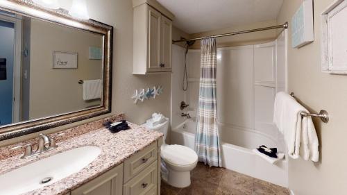 Photo #3 of Seascape 2107 condo in Galveston, TX