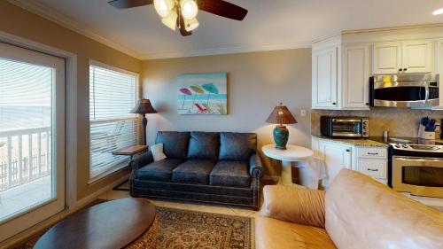 Photo #3 of Seascape 2113 Condo in Galveston, TX