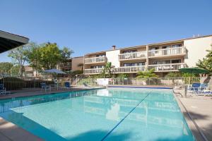 Photo #4 of Ocean Whisper - SBTC238 in Solana Beach, CA