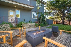 Photo #5 of Miramar Beach Home Walk to Beach Trails Restaurants Family Activities in Half Moon Bay, CA