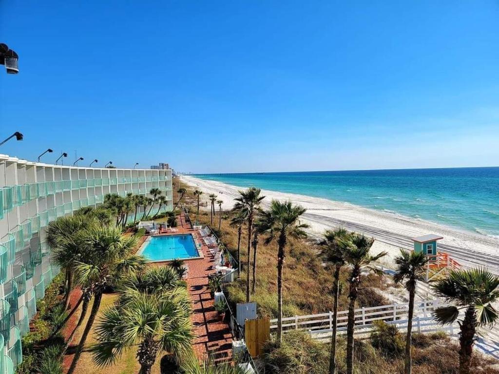 Photo of Casa Loma Panama City Beach - Beachfront in Panama City Beach, FL