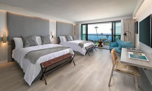 Photo #2 of La Jolla Cove Suites in San Diego, CA