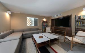 Photo #5 of La Jolla Cove Suites in San Diego, CA