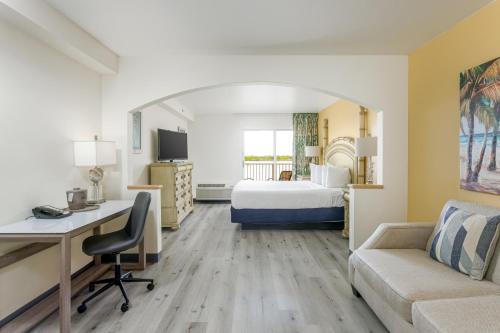 Photo #2 of Hutchinson Island Hotel in Fort Pierce, FL