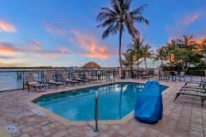 Photo #4 of Hutchinson Island Hotel in Fort Pierce, FL