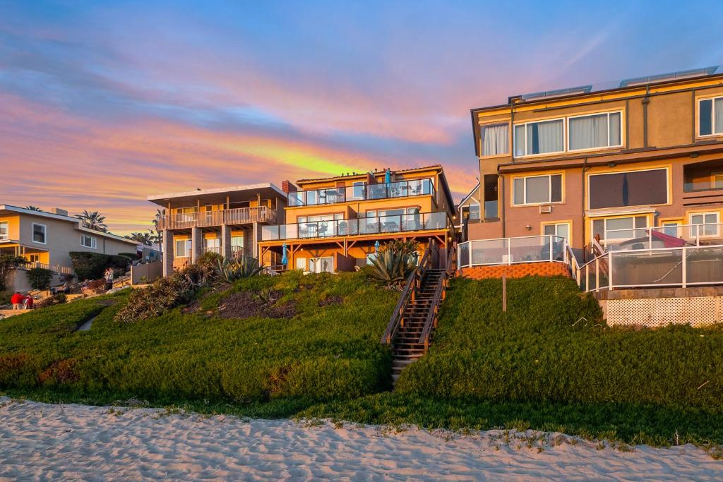 Photo #1 of 3009 Ocean Street in Carlsbad, CA