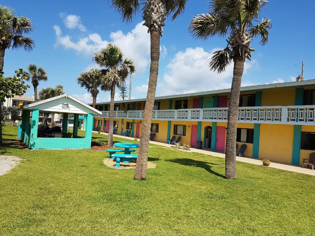 Photo of South Beach Inn - Cocoa Beach in Cocoa Beach, FL