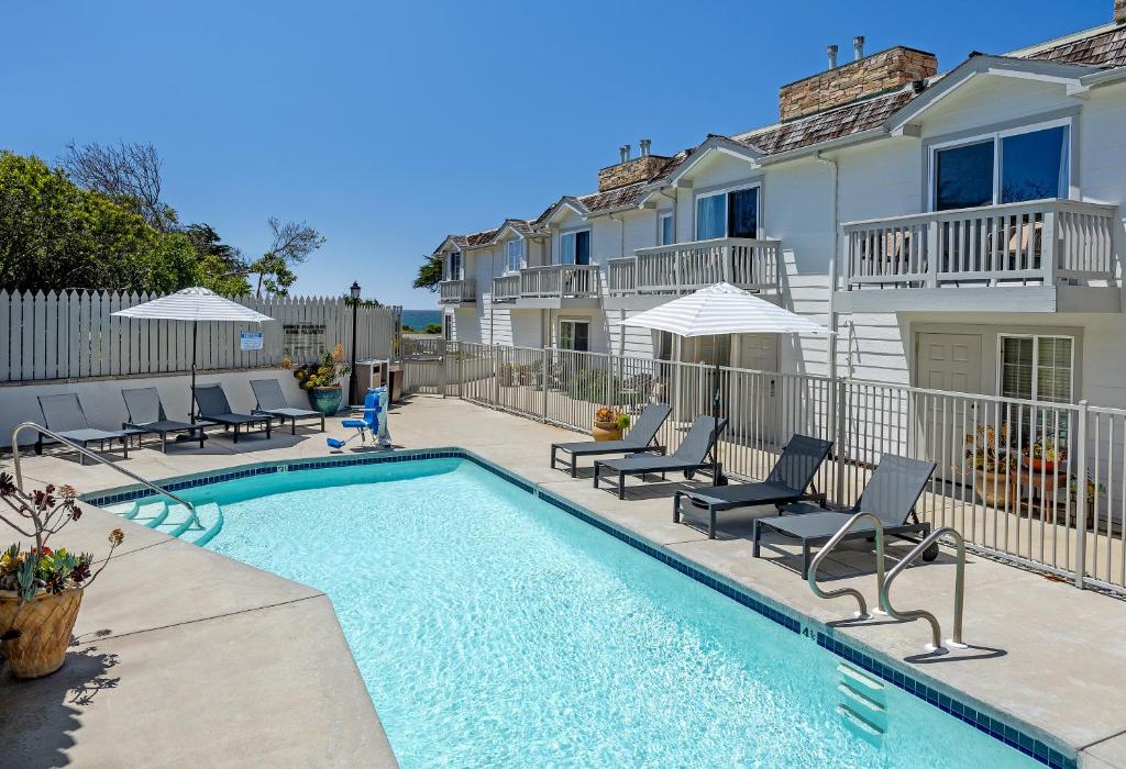 Photo of Pelican Inn & Suites in Cambria, CA