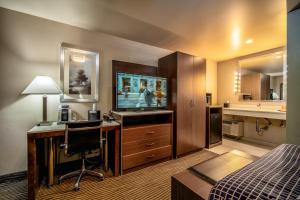 Photo #5 of Crescent Bay Inn in Laguna Beach, CA