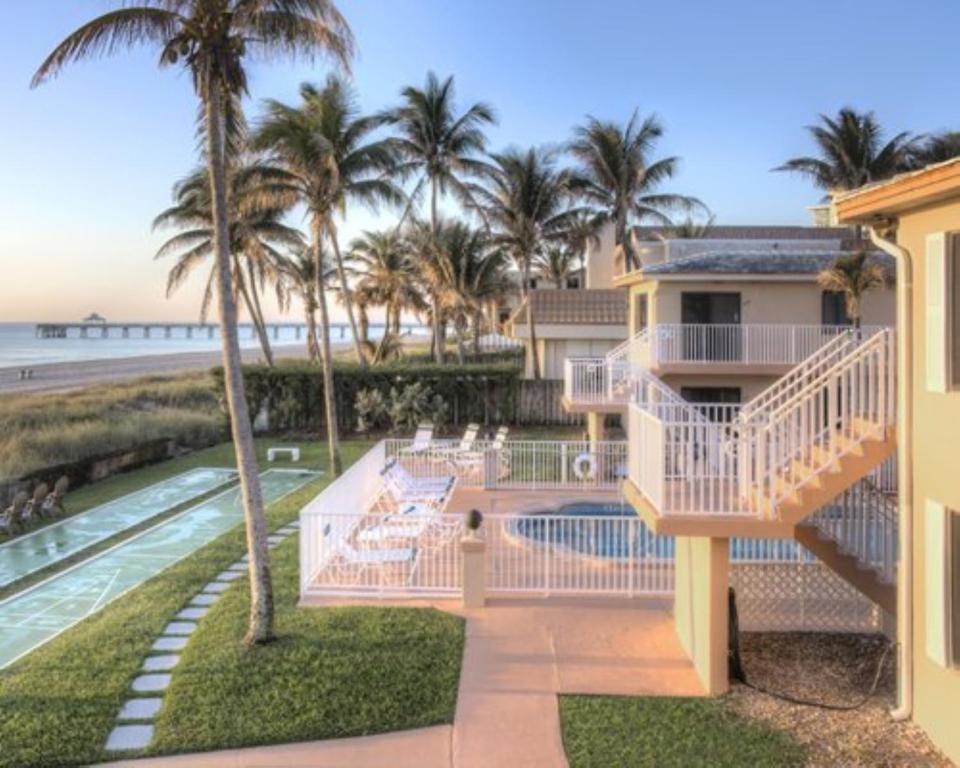Photo of Emerald Seas Deerfield Beach Club in Deerfield Beach, FL