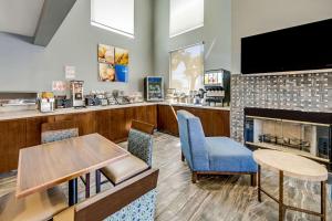 Photo #6 of Comfort Inn Boardwalk in Santa Cruz, CA