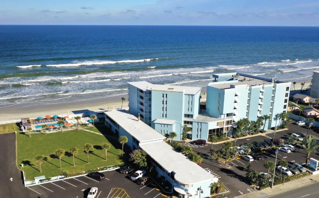 Photo of El Caribe Resort and Conference Center in Daytona Beach, FL
