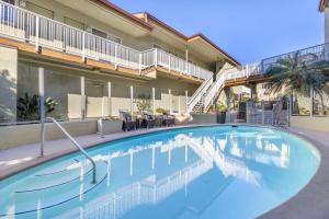 Photo #4 of Best Western Plus Beach View Lodge Carlsbad in Carlsbad, CA